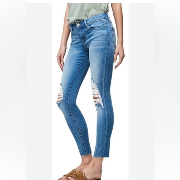 Frame Denim Denim - Frame Denim Le Skinny De Jeanne Skinny Crop Jean - Sz29 EUC-Distressed raw hem☀️
